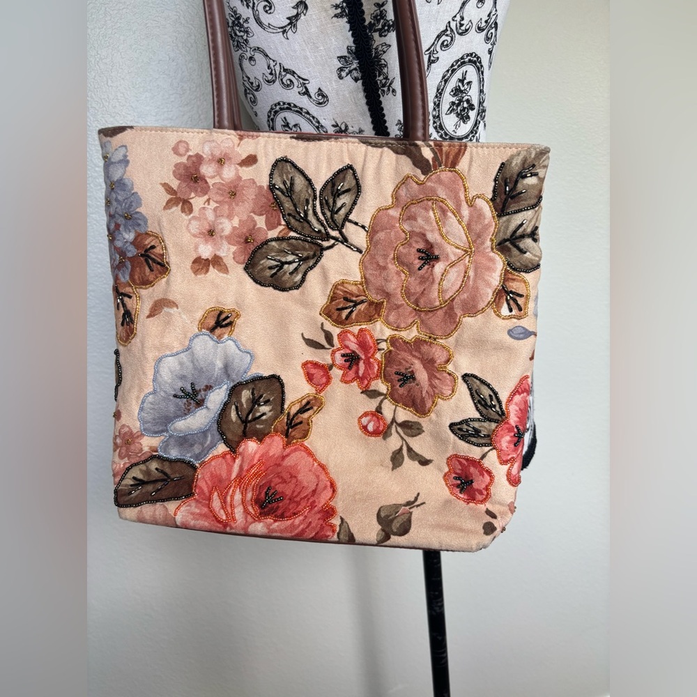 Bueno Floral Embroidered Tote - Pink Beige Multicolor beaded embellishment boho - Picture 2 of 16
